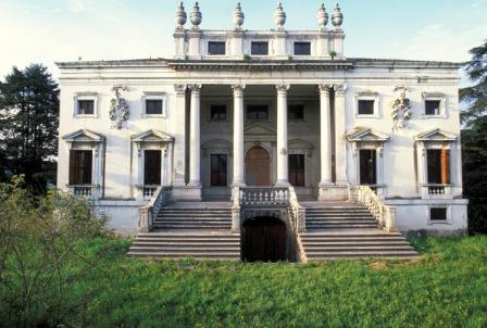 Canda (Ro), Villa Nani Mocenigo